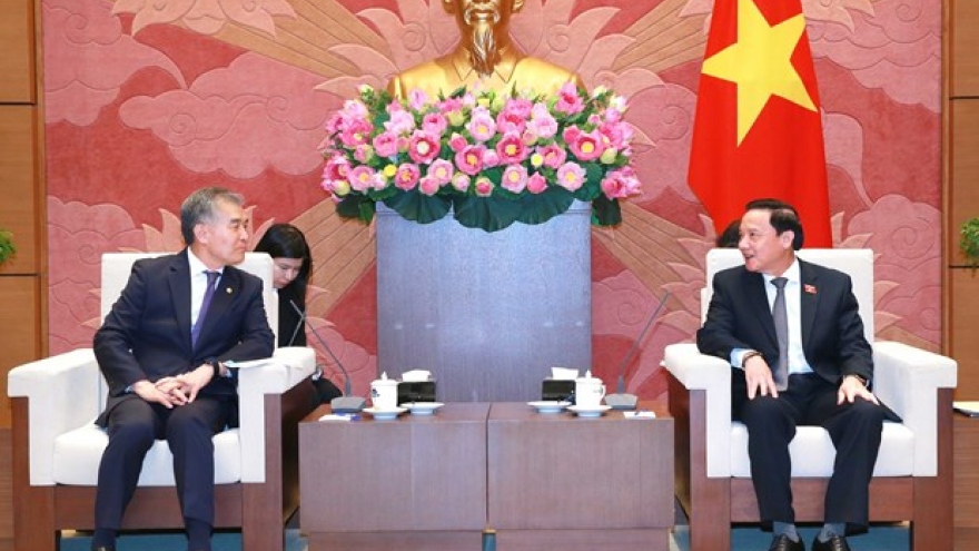 Vietnam greatly values ties with RoK